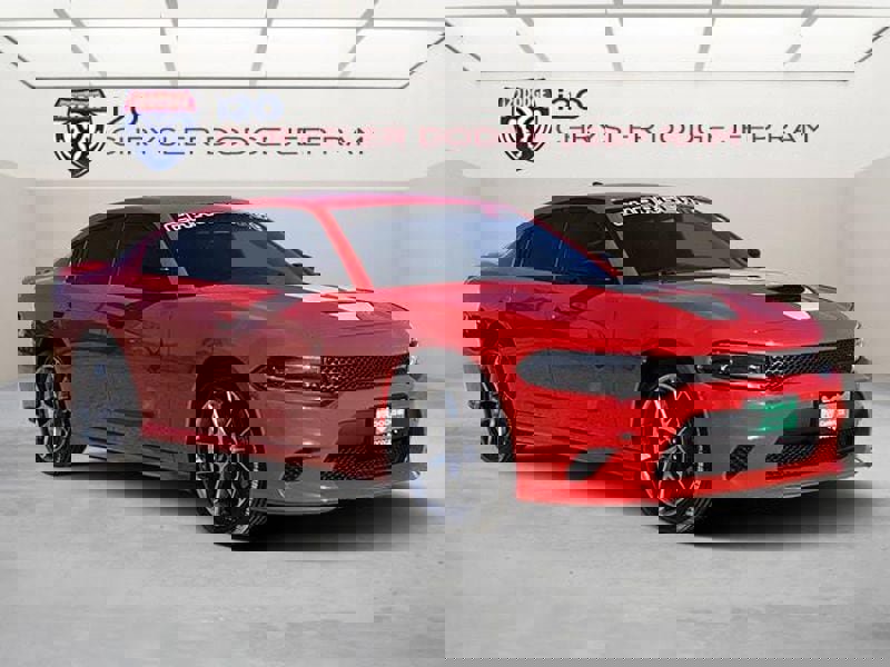 Used 2023 Dodge Charger GT image 1