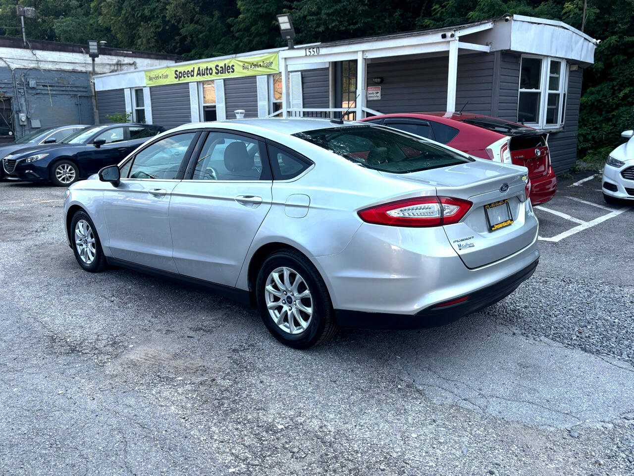 Used 2016 Ford Fusion S image 5