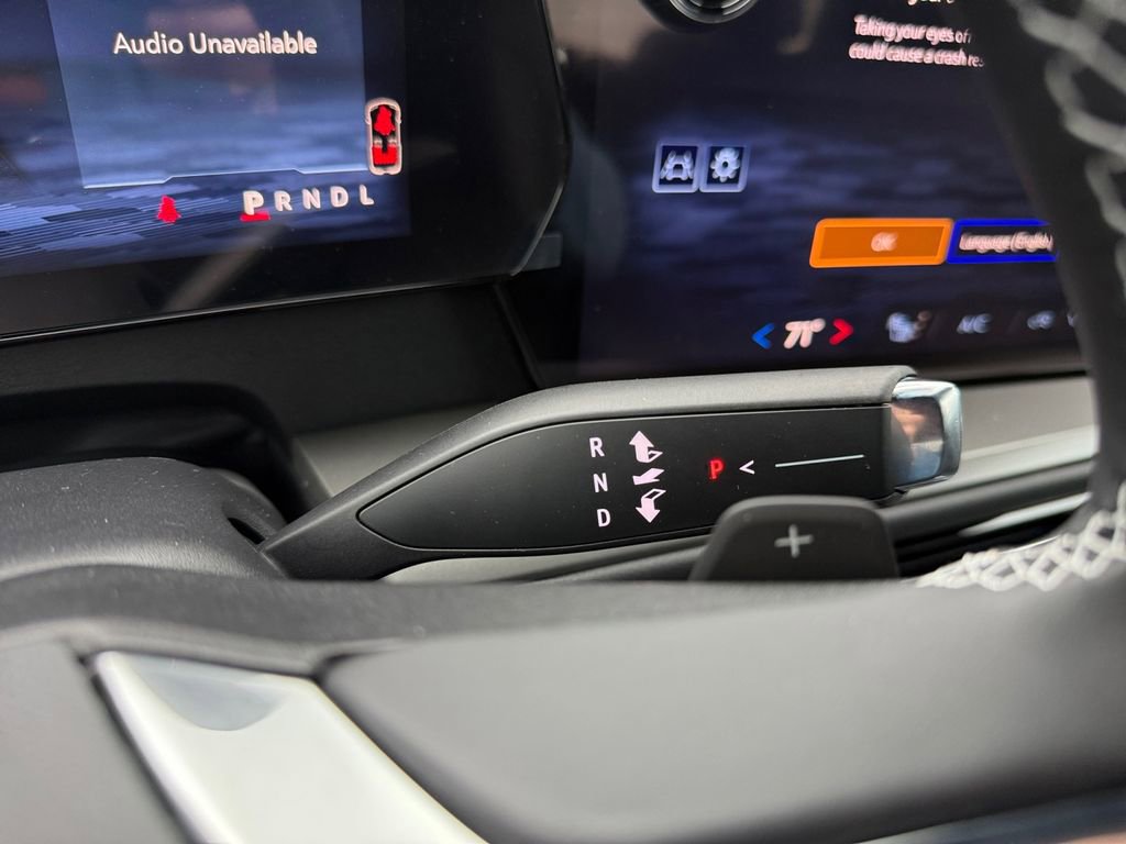 New 2025 Chevrolet Traverse LT w/ Driver Confidence Package image 20