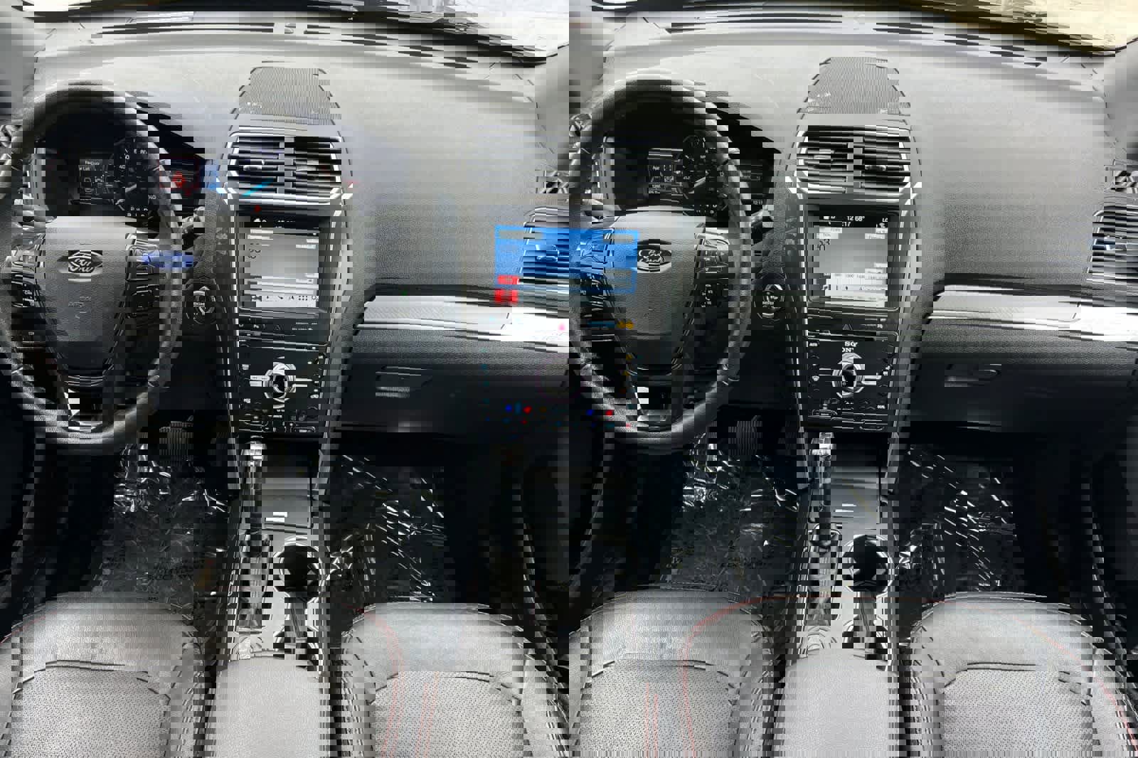 Used 2018 Ford Explorer Sport w/ Equipment Group 401A image 4