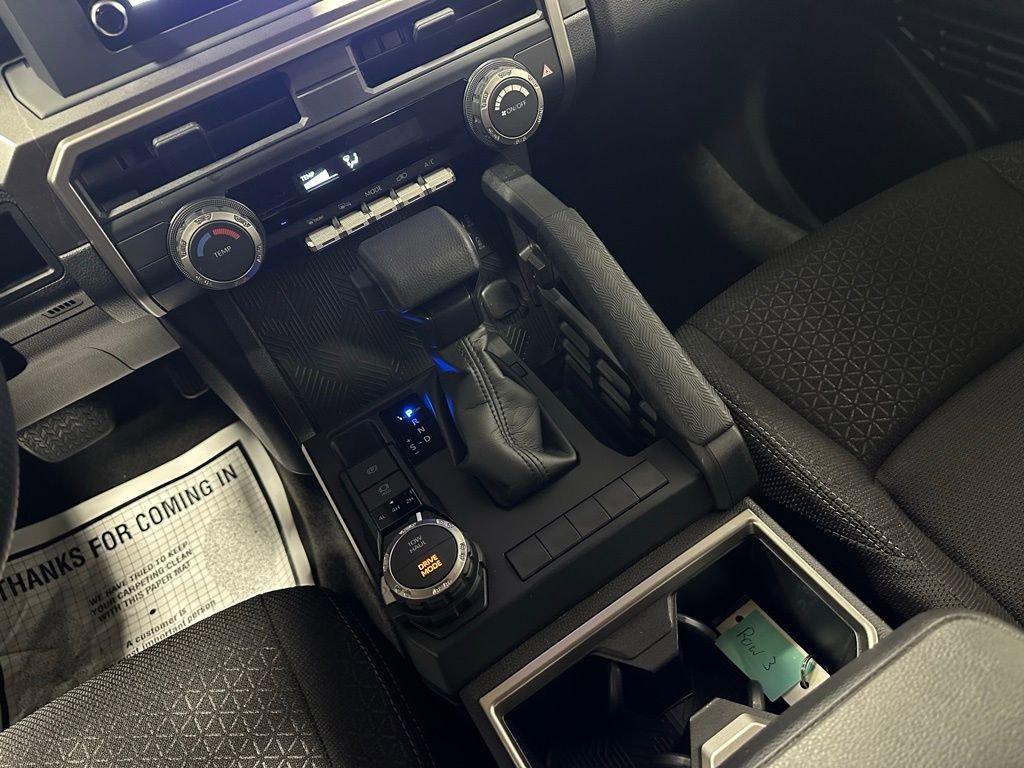 Used 2025 Toyota 4Runner SR5 image 38