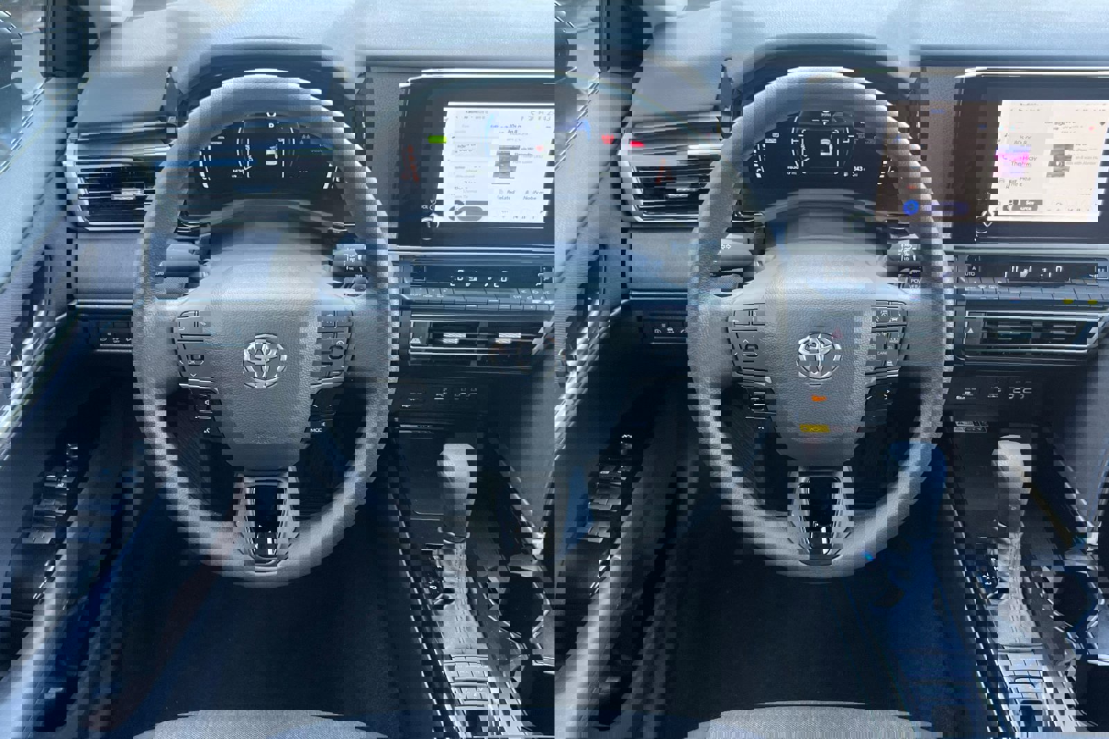 Certified 2025 Toyota Camry LE image 14