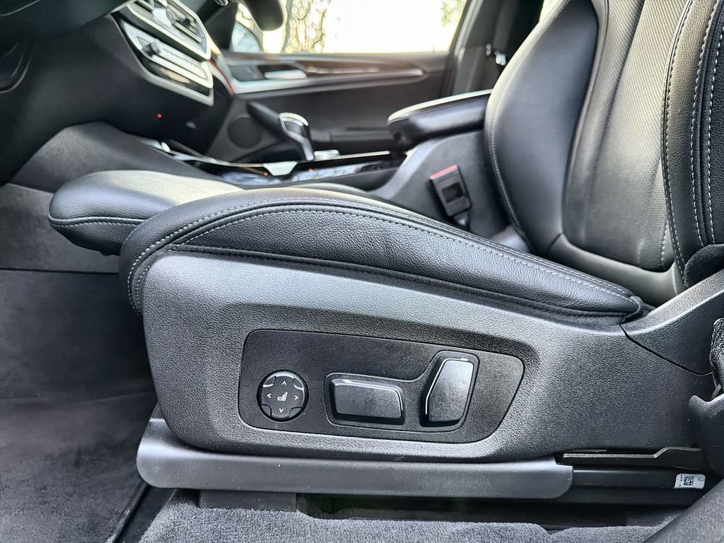 Used 2024 BMW X3 xDrive30i w/ Premium Essential Package image 14