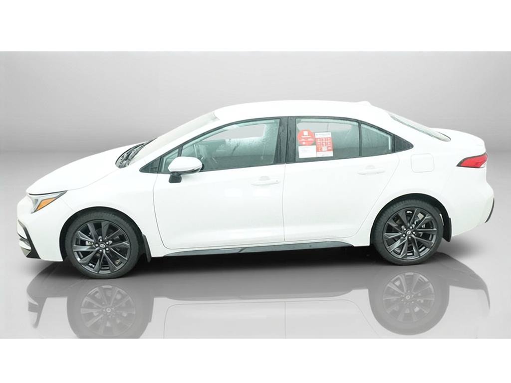 New 2027 Toyota Corolla SE FWD image 3