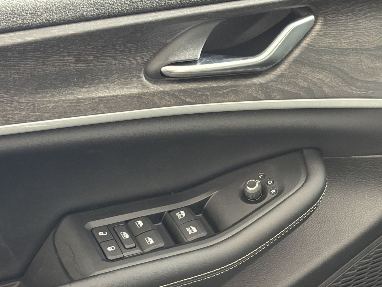 New 2026 Jeep Grand Cherokee Altitude AWD/4WD image 15