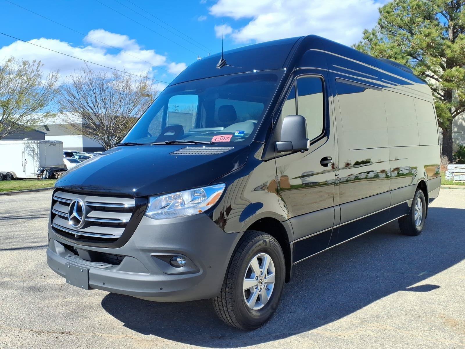 New 2026 Mercedes-Benz Sprinter 2500 image 1