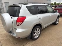 Used 2007 Toyota RAV4 Limited FWD image 4