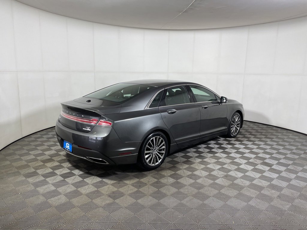Used 2017 Lincoln MKZ Premiere image 7