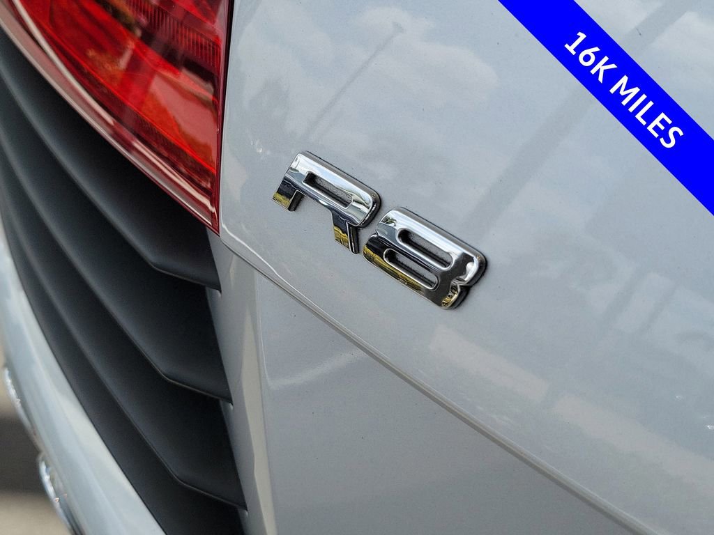 Used 2009 Audi R8 V8 image 5