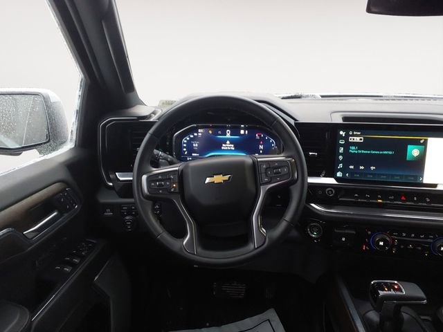 Used 2024 Chevrolet Silverado 1500 High Country w/ Z71 Off-Road Package AWD/4WD image 12
