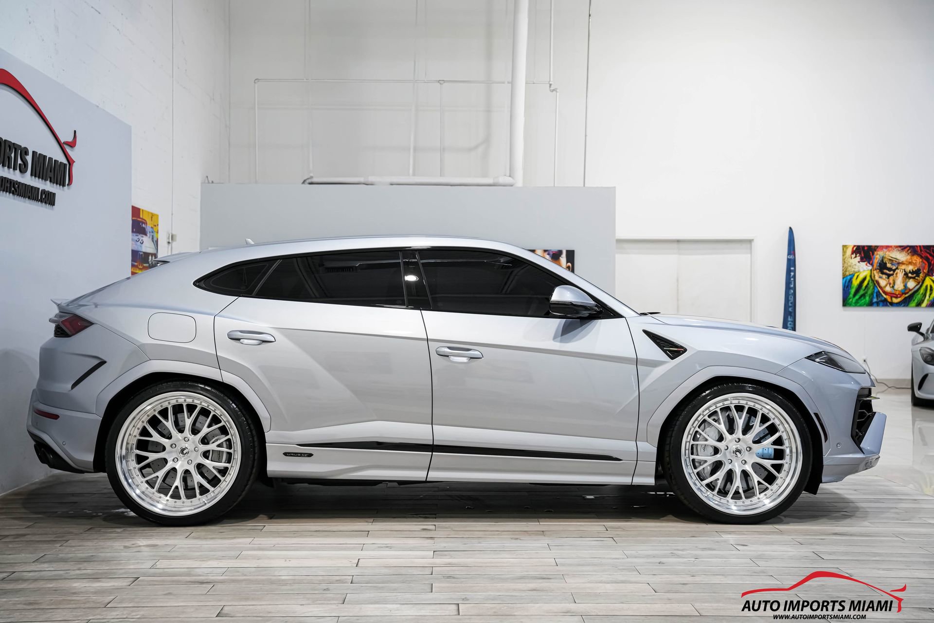 Used 2025 Lamborghini Urus SE image 27