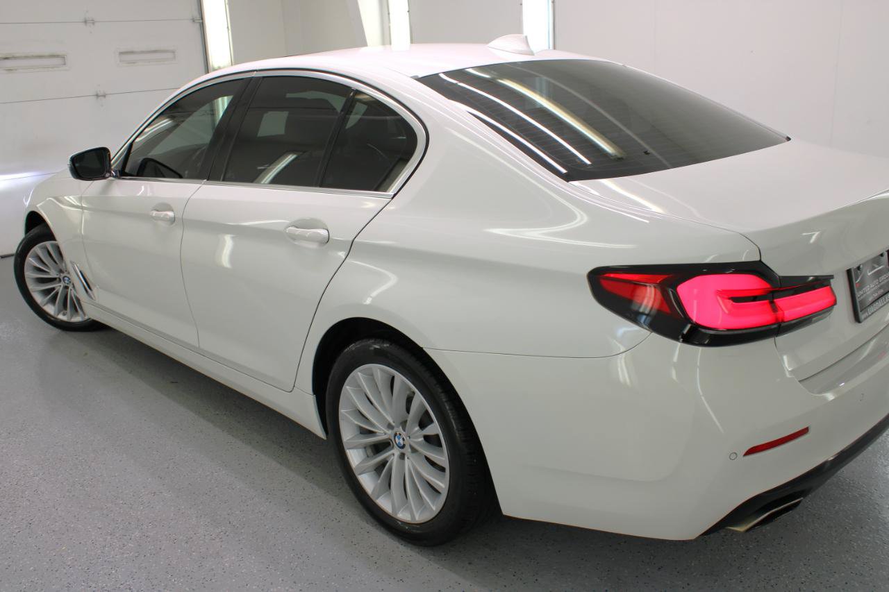 Used 2021 BMW 530i w/ Convenience Package RWD image 16