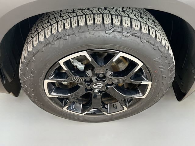 Used 2023 MAZDA CX-50 Meridian Edition w/ Apex Package image 32