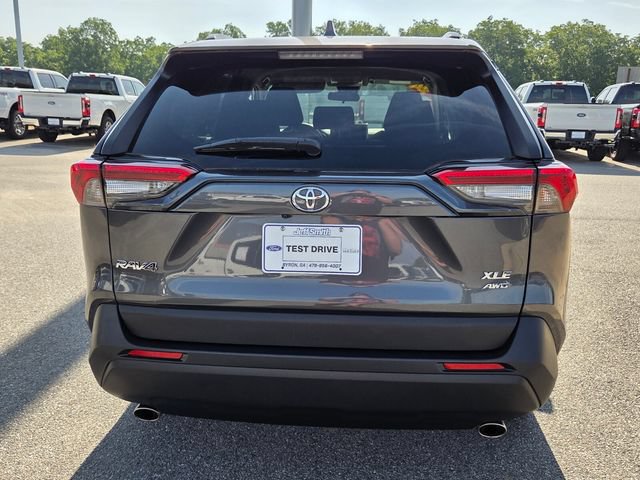 Used 2024 Toyota RAV4 XLE AWD/4WD image 10