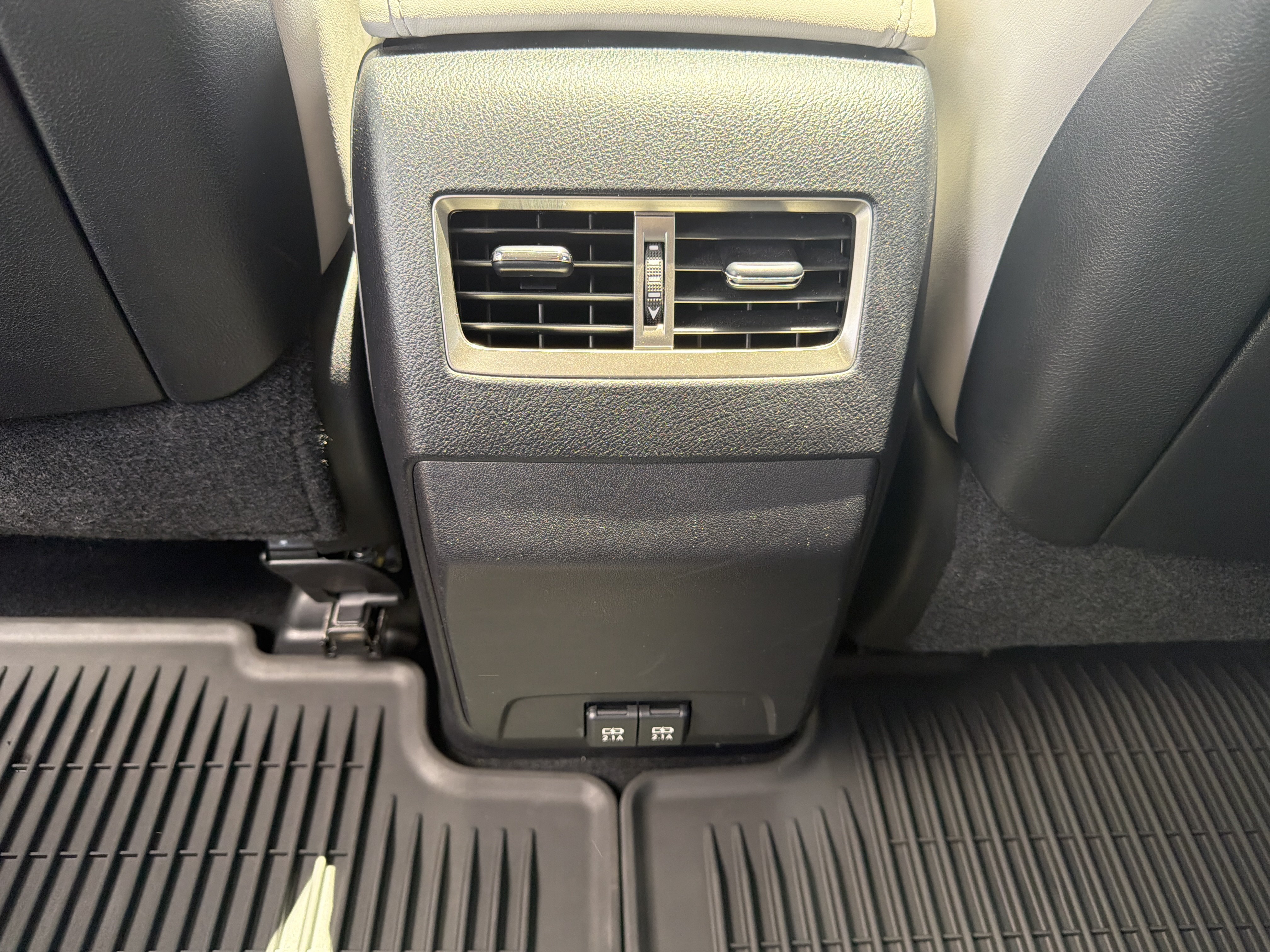 Used 2021 Lexus RX 450h AWD w/ Premium Package image 28