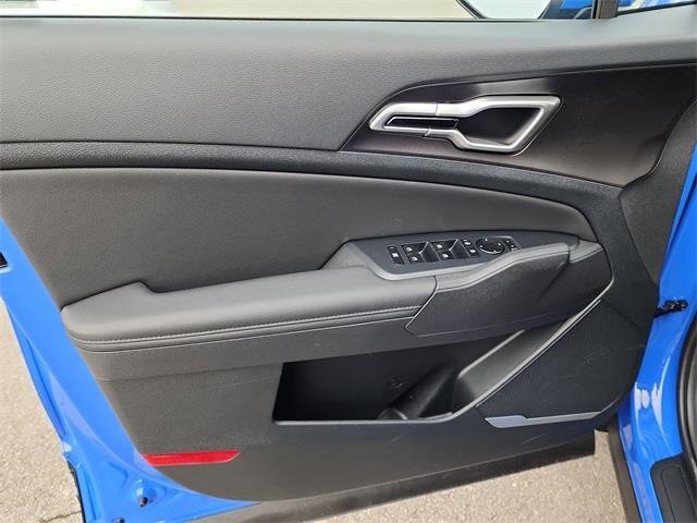 New 2026 Kia Sportage EX image 10