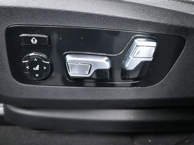 Used 2024 BMW X5 sDrive40i w/ M Sport Package image 31