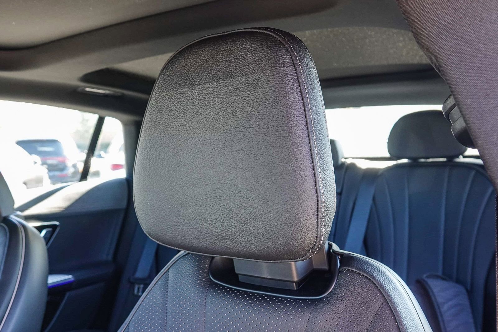 New 2024 Mercedes-Benz EQE 500 4MATIC Sedan image 23