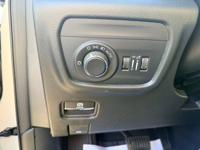 New 2026 Jeep Grand Cherokee Laredo image 23