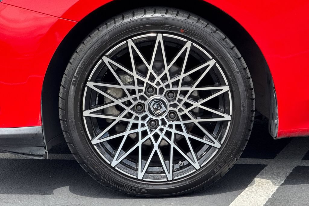 Used 2019 Hyundai Veloster 2.0 FWD image 15