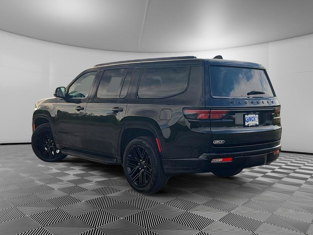 Used 2024 Jeep Wagoneer Series II AWD/4WD image 2
