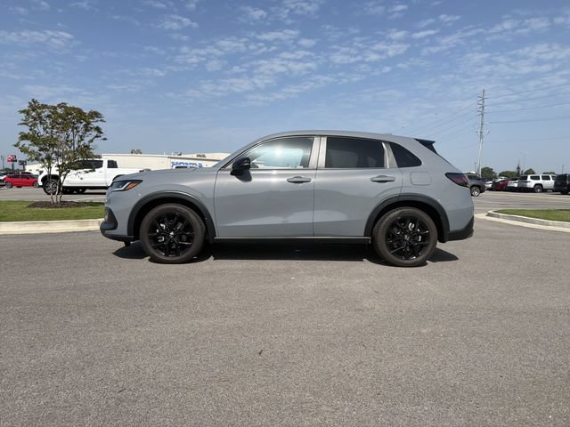 Used 2024 Honda HR-V Sport image 2