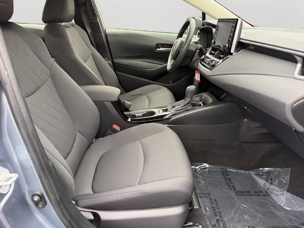 Used 2021 Toyota Corolla LE w/ Carpet Mat Package (TMS) FWD image 8