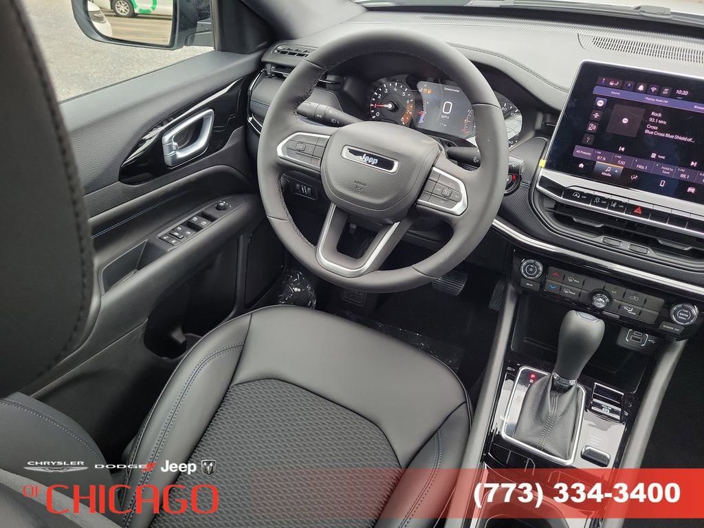 New 2026 Jeep Compass Latitude image 13