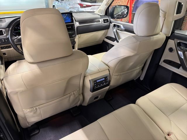 Used 2023 Lexus GX 460 Premium w/ Premium Plus Package image 31