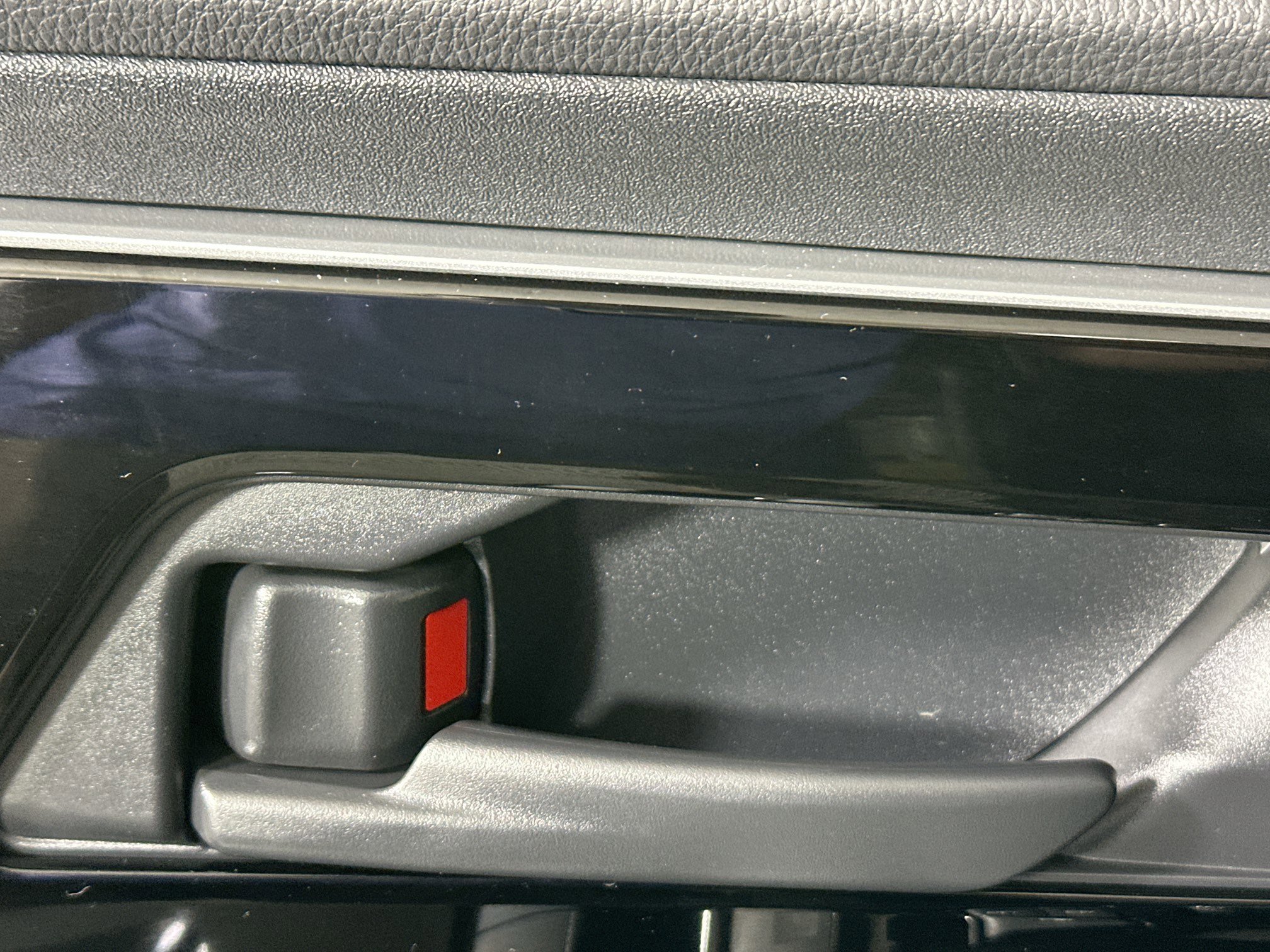 Used 2024 Toyota bZ4X XLE image 14