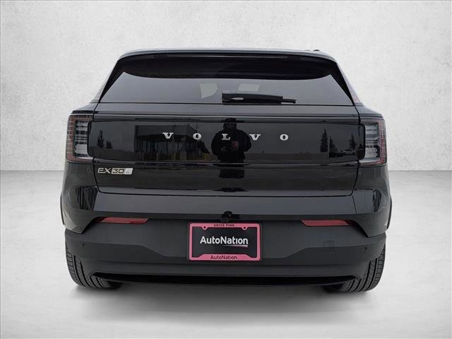 New 2026 Volvo EX30 Plus w/ Climate Package image 8