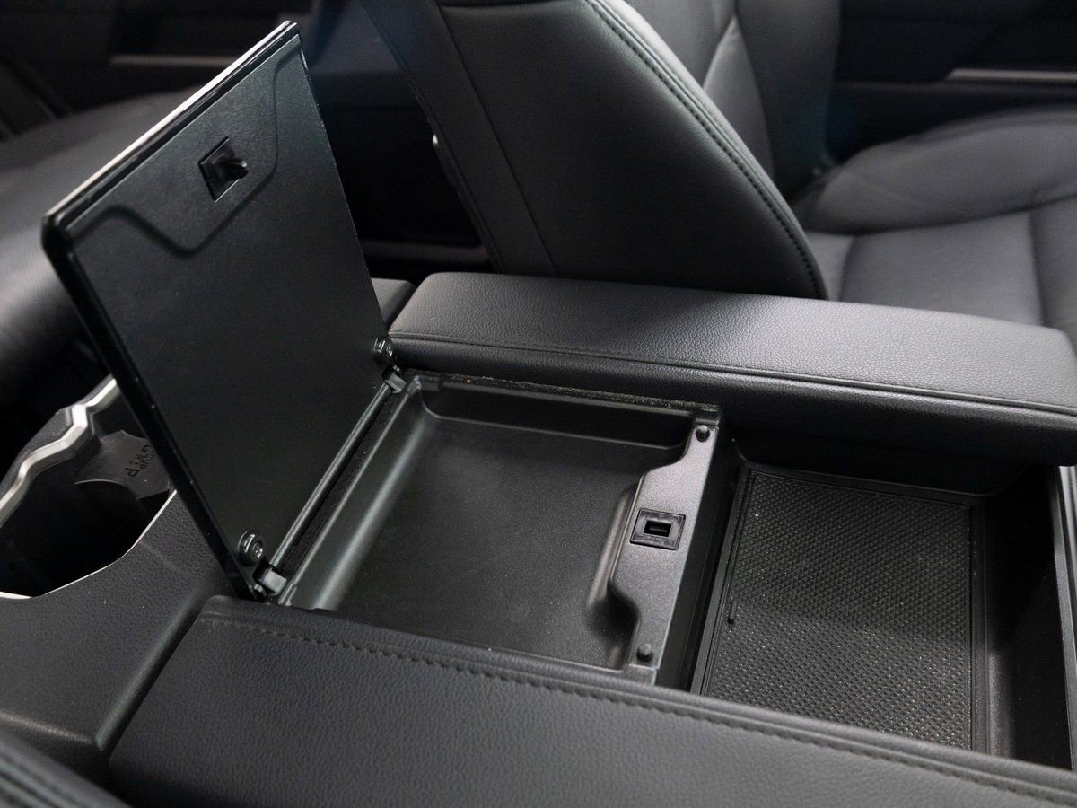 Used 2024 Toyota Sequoia Limited w/ TRD Off-Road Package image 21