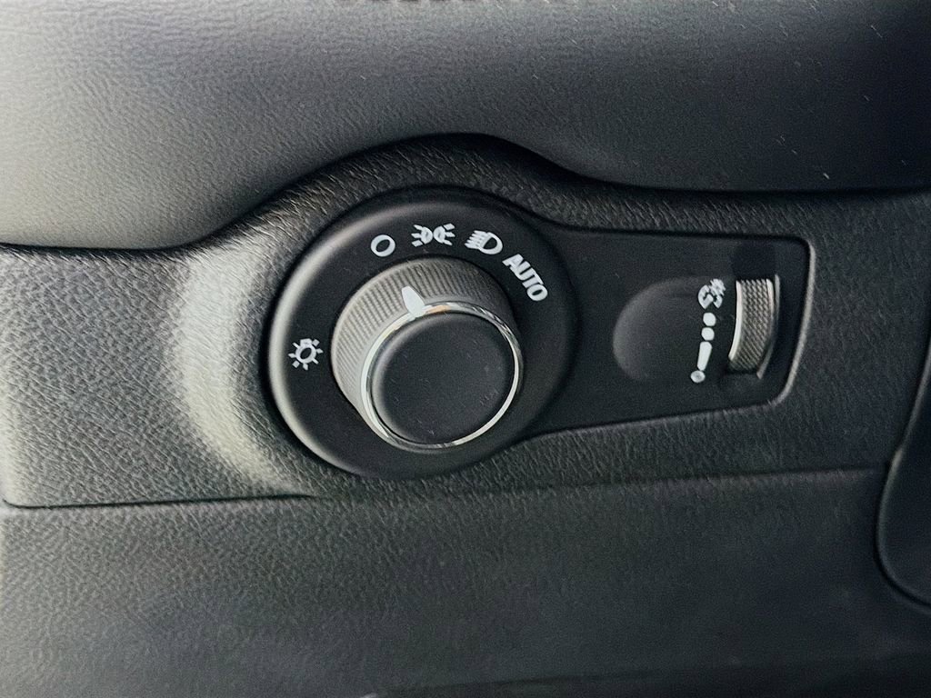 Used 2024 Dodge Durango R/T image 12