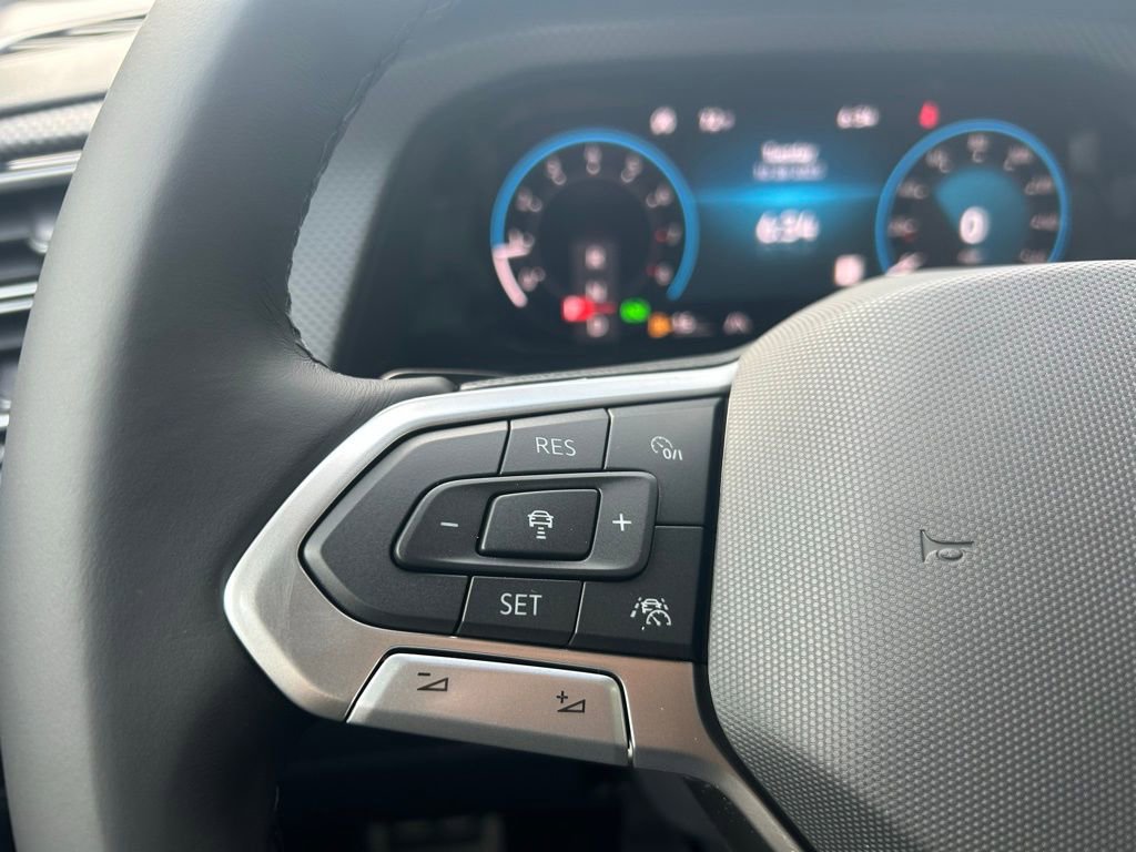 New 2026 Volkswagen Atlas Cross Sport SEL R-Line image 16