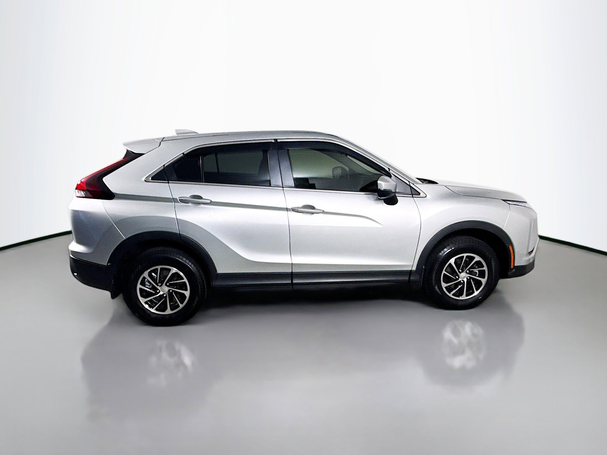 Used 2025 Mitsubishi Eclipse Cross ES image 11
