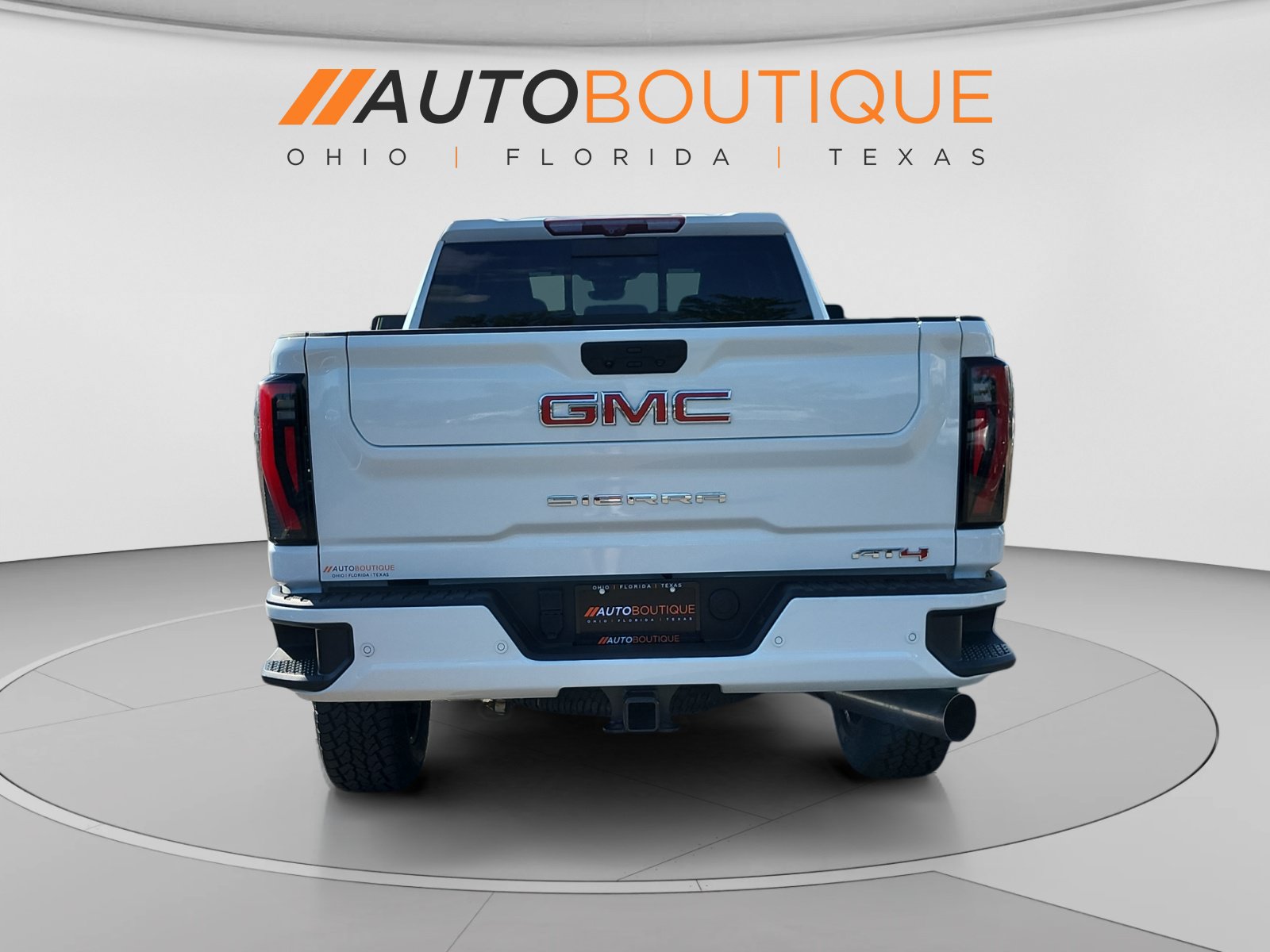 Used 2024 GMC Sierra 3500 AT4 w/ AT4 Premium Plus Package AWD/4WD image 4