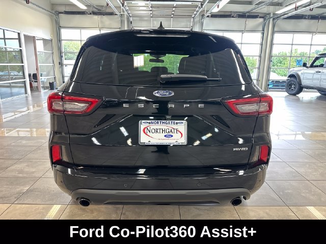 Used 2023 Ford Escape ST-Line w/ Tech Pack #1 AWD/4WD image 13