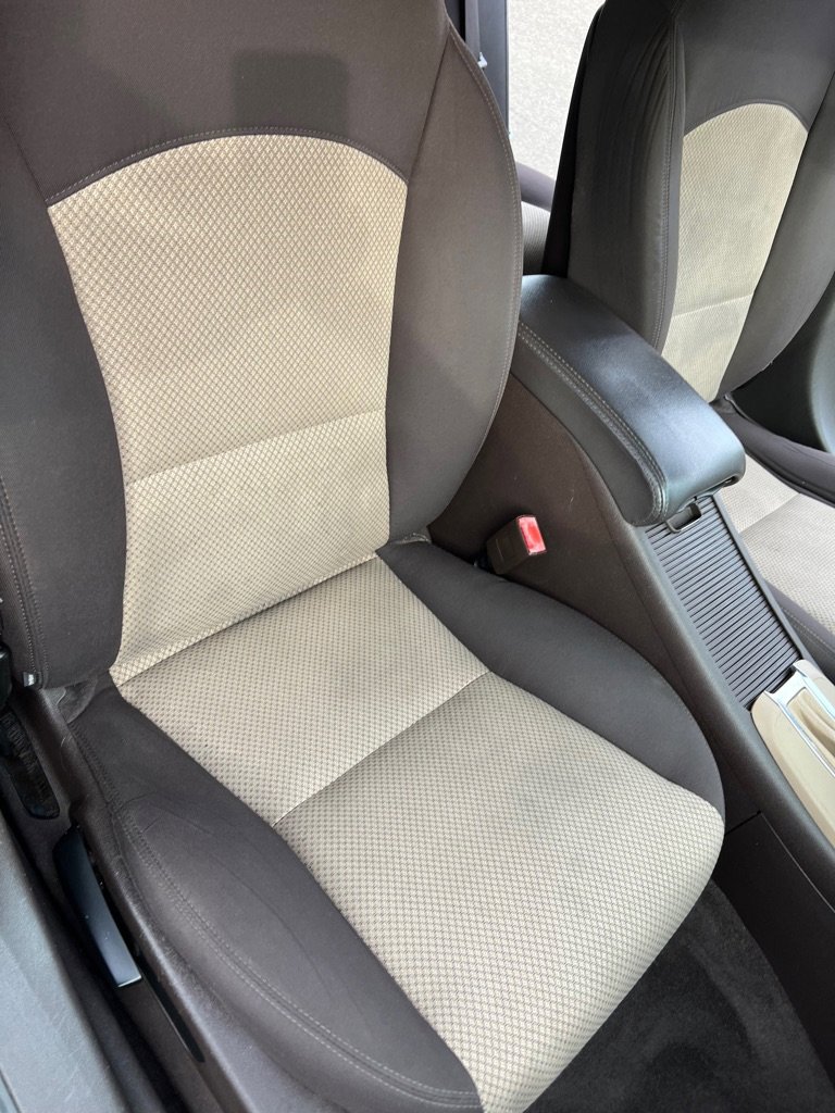 Used 2011 Chevrolet Malibu LS image 23