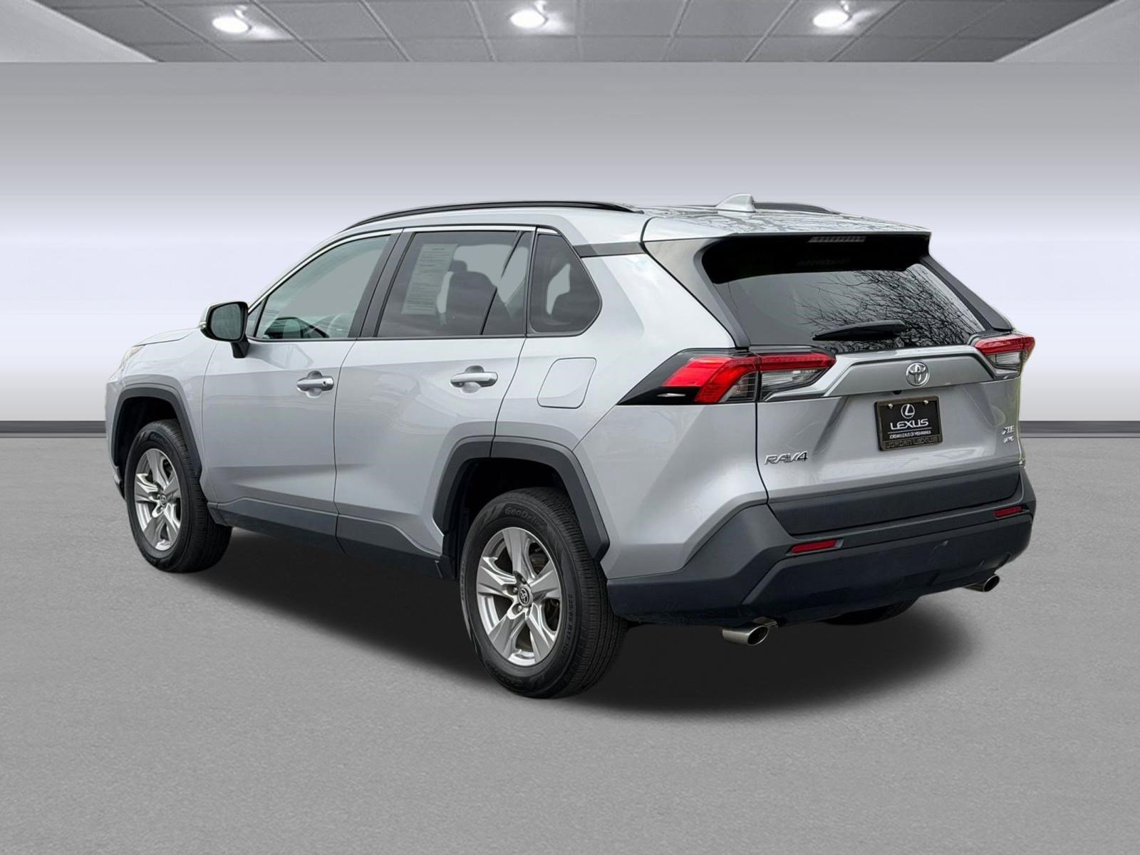 Used 2023 Toyota RAV4 XLE image 3