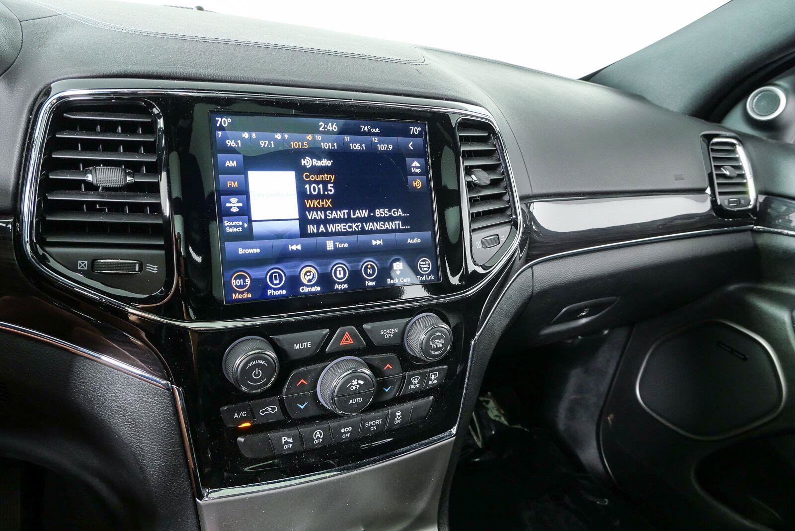 Used 2020 Jeep Grand Cherokee Overland RWD image 16
