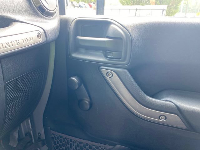 Used 2013 Jeep Wrangler Sport AWD/4WD image 24