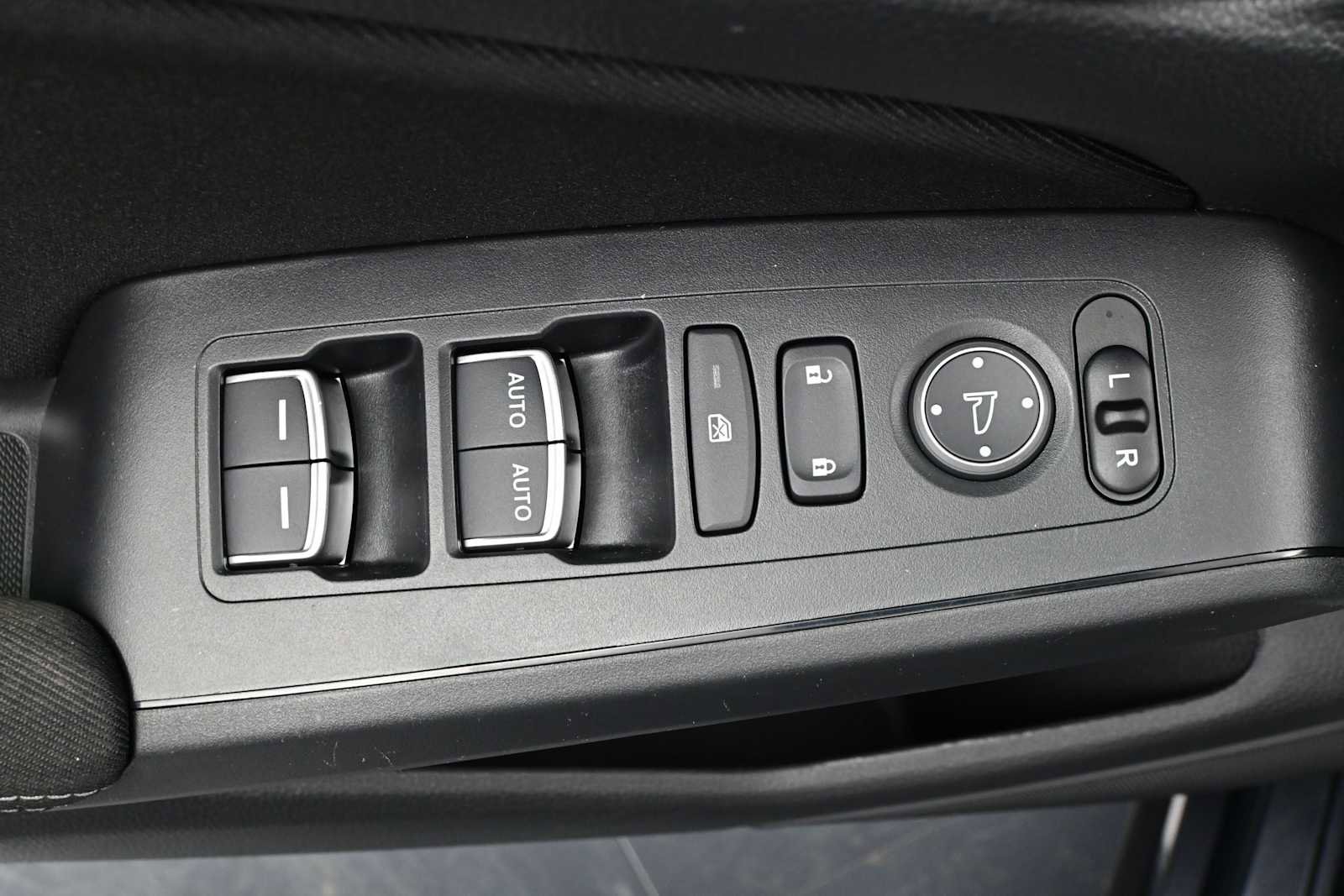 Used 2024 Honda Civic LX image 6