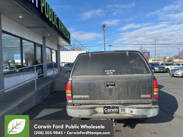 Used 2005 GMC Sierra 1500 SLE w/ Light Duty Power Package image 6