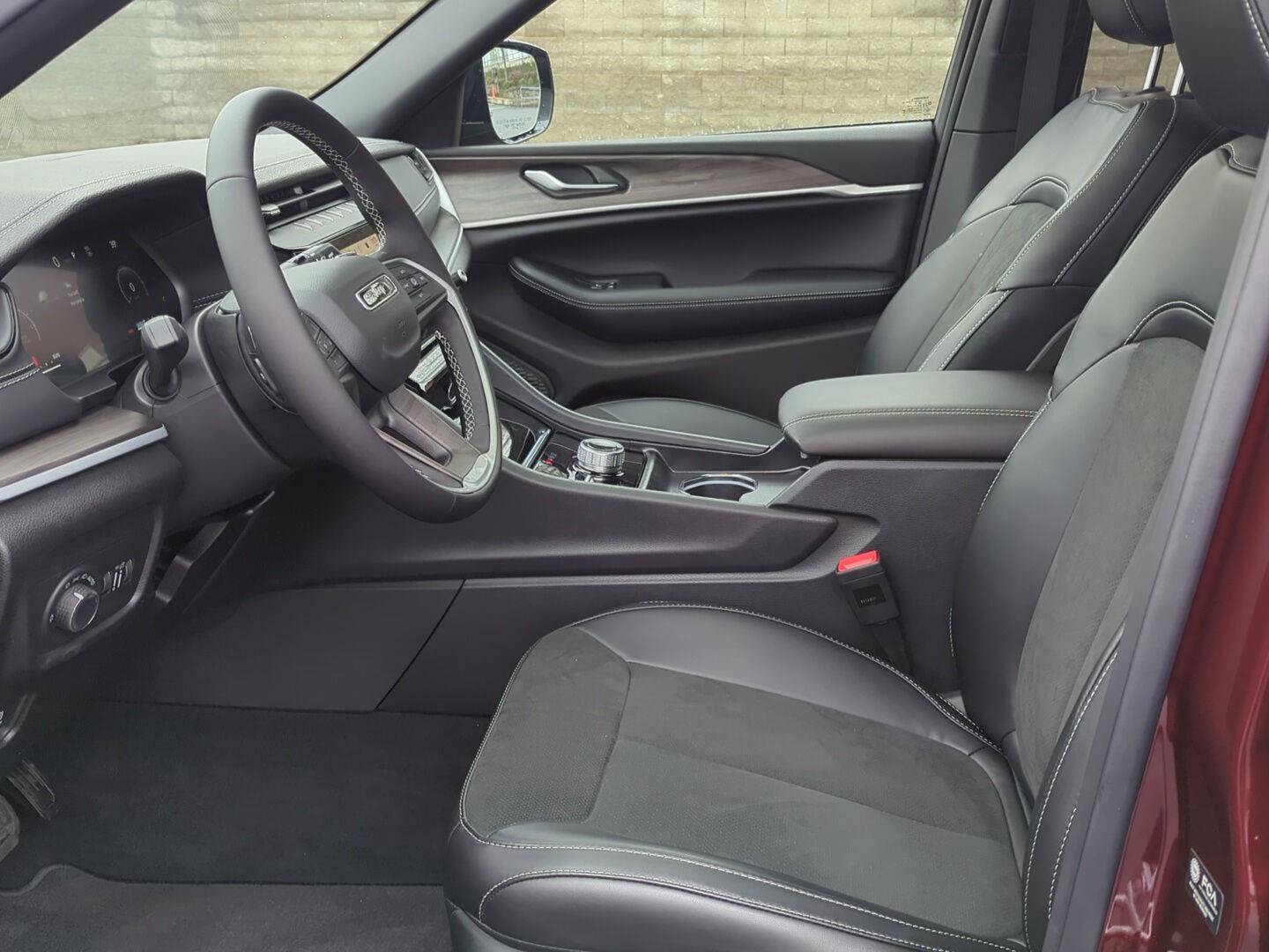 New 2026 Jeep Grand Cherokee Altitude AWD/4WD image 12