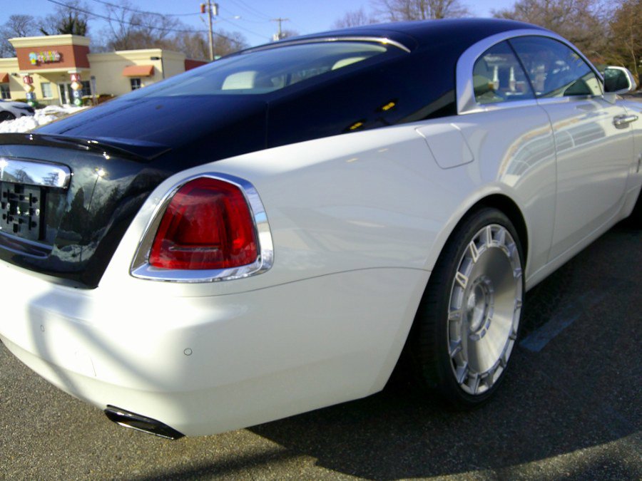 Used 2014 Rolls-Royce Wraith image 35