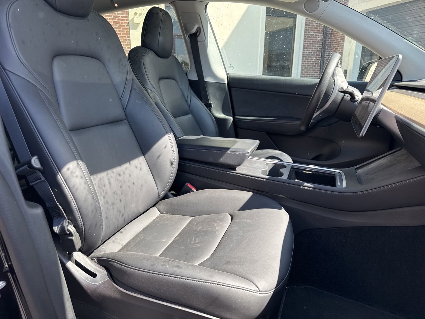 Used 2022 Tesla Model Y Long Range AWD/4WD image 9