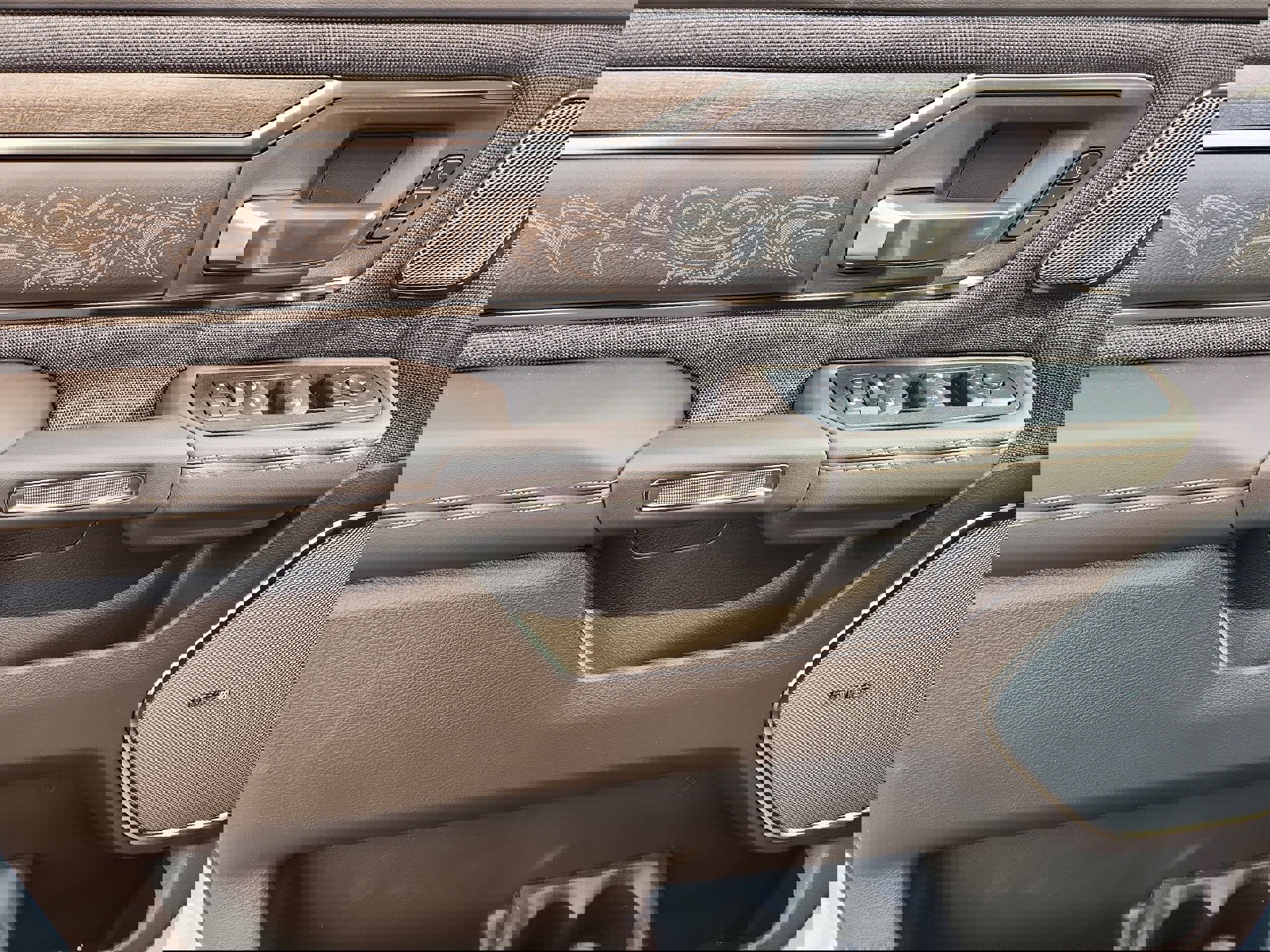 New 2026 RAM 1500 Limited w/ Bed Utility Group image 9