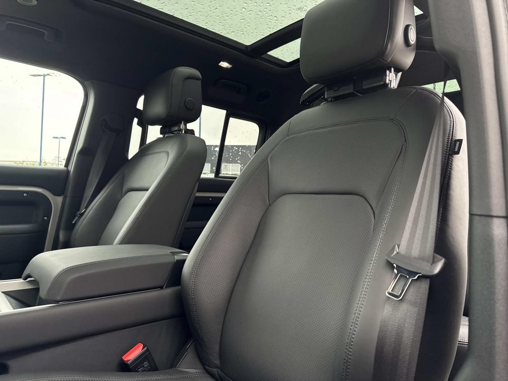 New 2026 Land Rover Defender 130 S AWD/4WD image 20