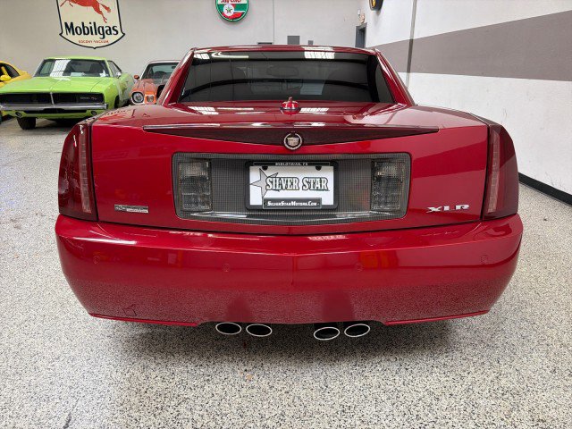 Used 2004 Cadillac XLR image 8