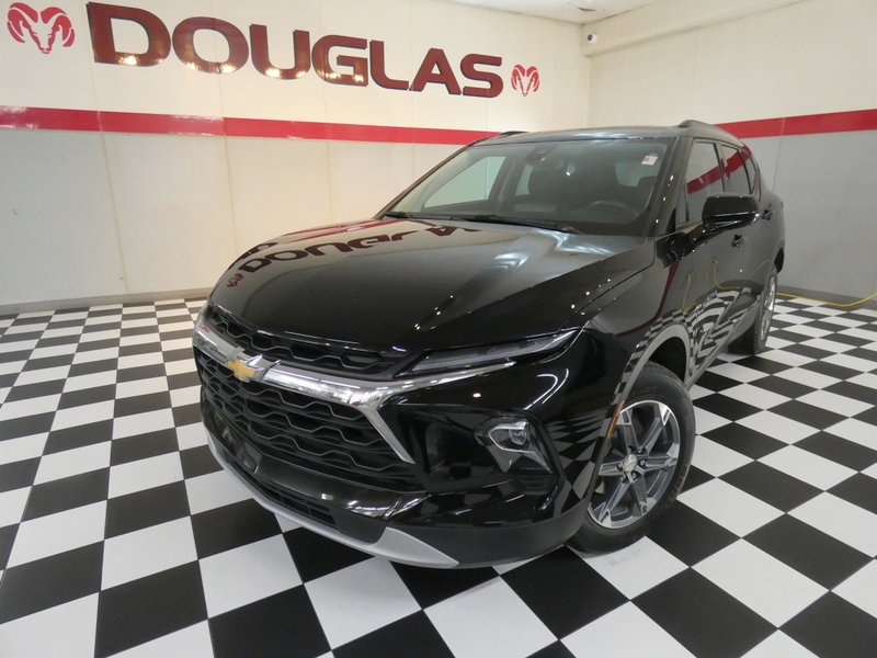 Used 2024 Chevrolet Blazer LT w/ Convenience Package FWD image 1